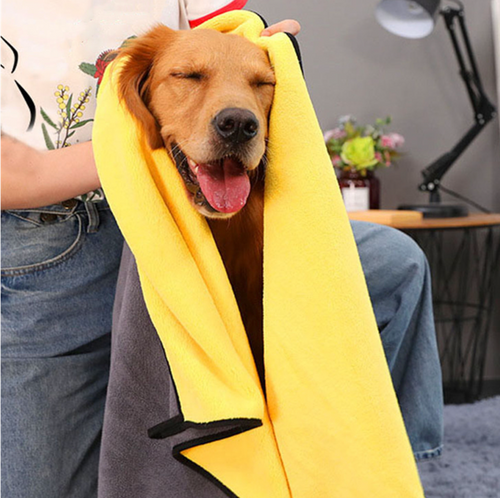 Fami Petcare Quick Dry Towel - Medium (23.62" x 11.81" - by Famigift