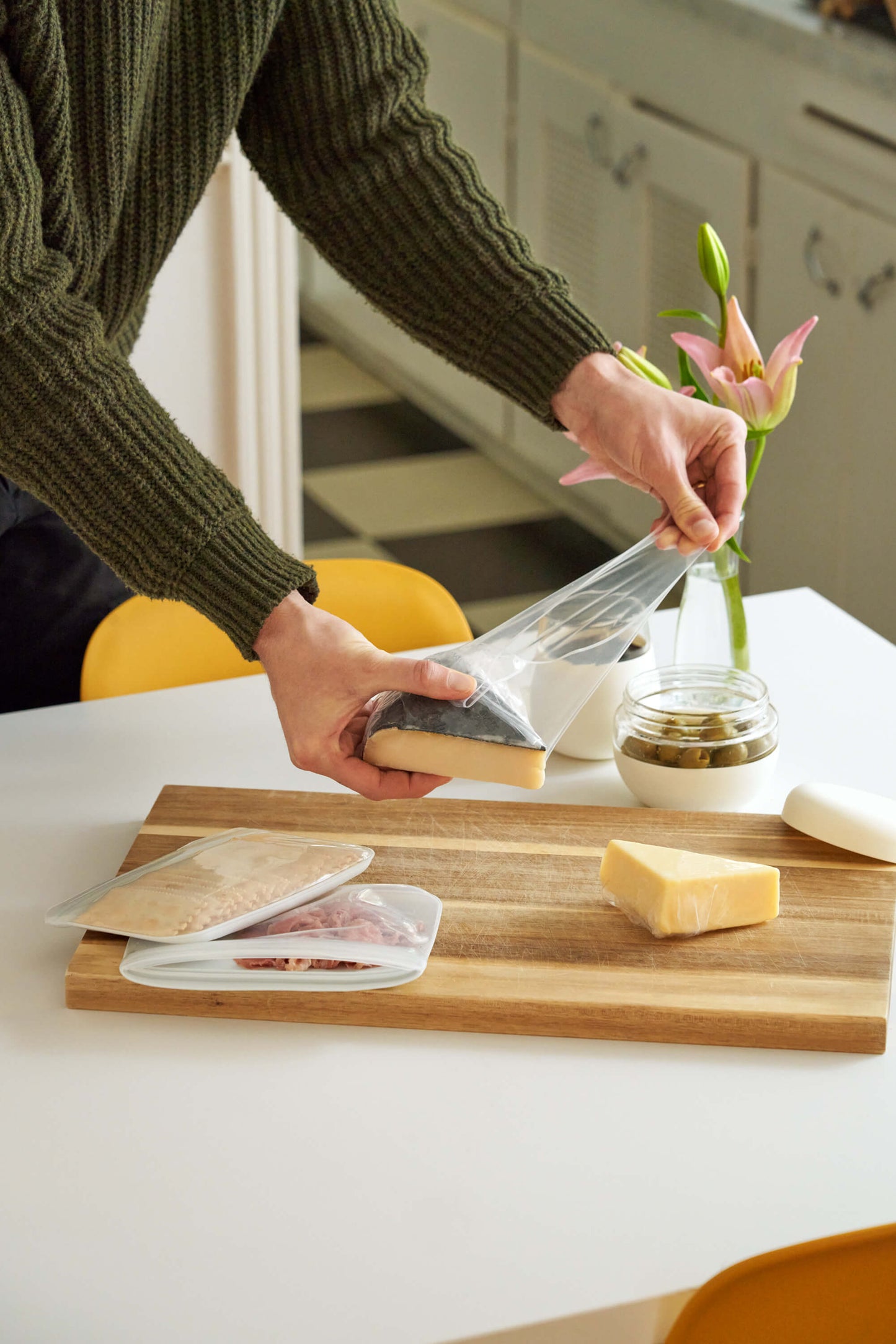 Reusable Stretch Wrap - by Famigift