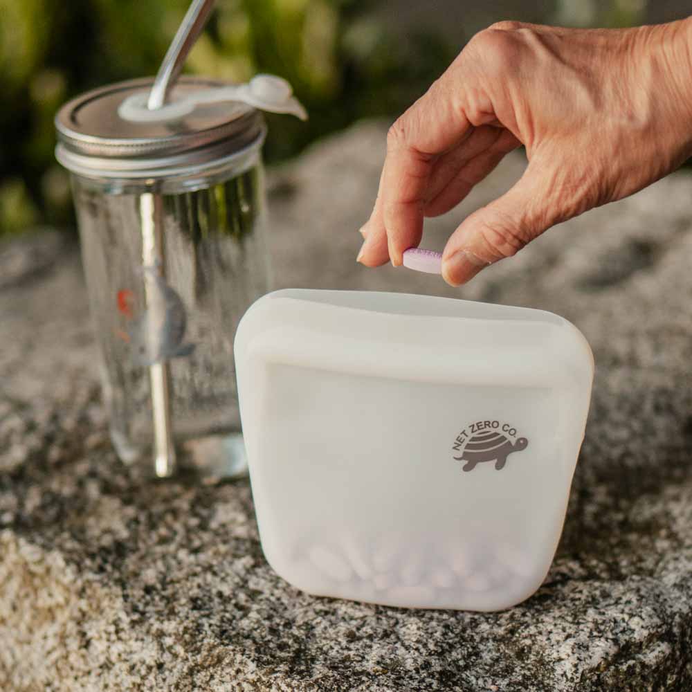 Silicone Zip Sealer - Reusable Food Storage Bag - 5 Different Sizes - Medium - by Famigift